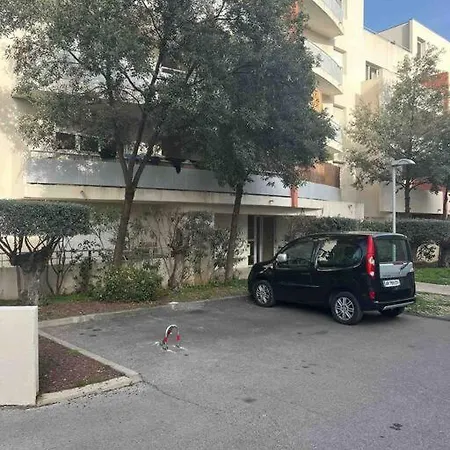 Joli / Parking / Clim / Wifi Apartment *